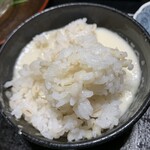 山ばな平八茶屋 - 名物のとろろ飯