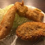 BAR & GRILL BURGER CHOP STEAK HAMBURGER - 松本メンチカツ・串カツ・ササミカツ