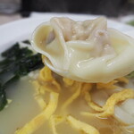 台湾料理 かつ喜 - 海老ワンタン