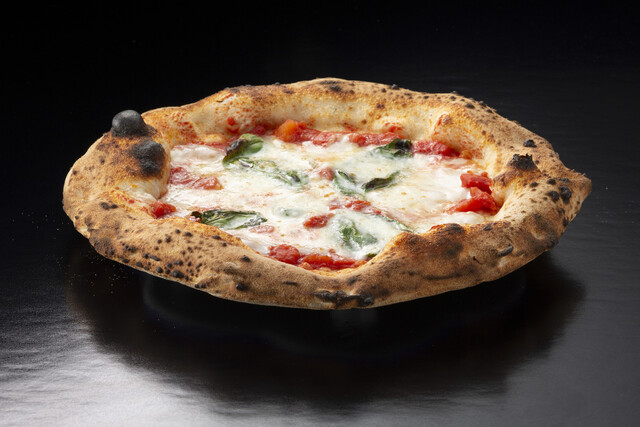 Solo Pizza Yabaten restaurant in Nagoya, Japan