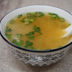 台湾料理 かつ喜 - ルーロー飯（味噌汁）