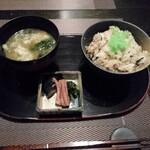 あじ蔵 カロカロ - 炊き込みご飯