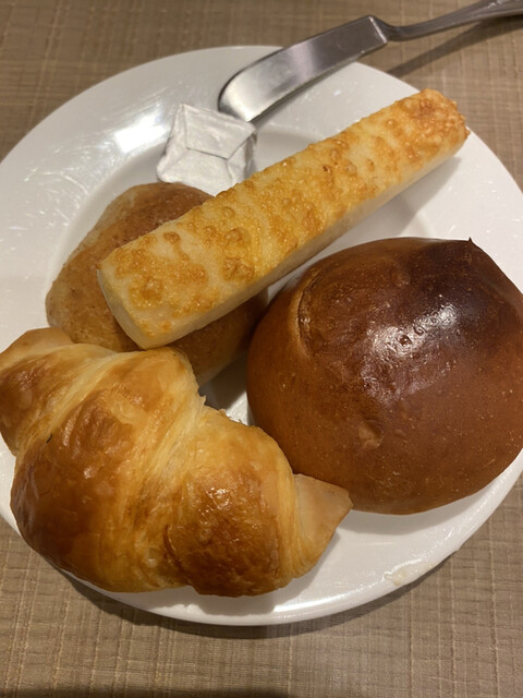 ブレッドガーデン イオンモール広島府中店 矢賀 パン 食べログ