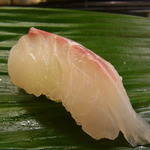 林屋 寿司店 - タイ