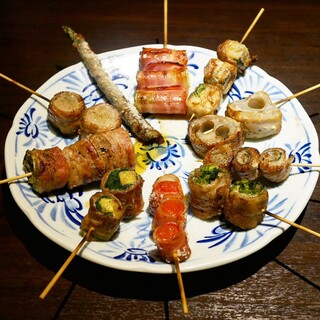 博多野菜巻き串焼き ここにこんね_0