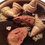 フォアグラとメレンゲのコントラスト