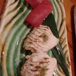 京橋 京すし - 名物伝助穴子1貫300円とまぐろ250円