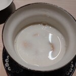 鮨 なんば - ホッキ貝と雲丹のスープ　寿司屋さんのクラムチャウダー