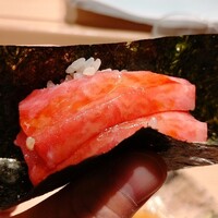 鮨 なんば 日比谷 - 勝浦のマグロ トロ 320キロ