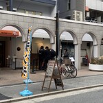相変わらずの行列店♪