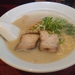 ラーメン丸十 - さつまラーメン700円