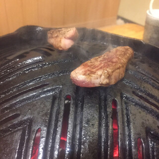 炭火焼ジンギスカン ラムギスカン_2