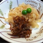 海鮮料理　魚盛 - 2012.4.21　日替わりお惣菜（切り干し大根、くぎ煮）付き