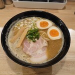 麺屋 K - 鶏×魚ラーメン+煮玉子