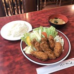 Resutoran Hiro - カキフライセット。
                        美味し。