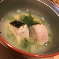 紀尾井町 三谷 - 浅利スープに浮かぶ鰆