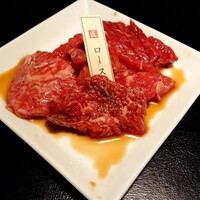 焼肉専科 肉の切り方 日本橋本店 - 