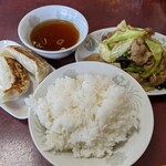 珍來 - 肉野菜定食