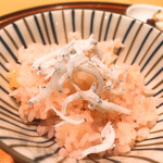 日本料理 都万麻 - しらすご飯