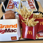 マクドナルド - 嫁さん、娘と３人分です。