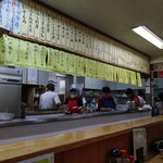 にし与 - 店内