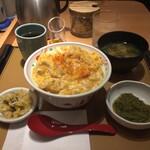 Yayoi Ken - R.1.9.4.昼 地鶏親子丼～阿波尾鶏～ 680円税込・ごはん大盛り +100円税込・めかぶ 100円税込