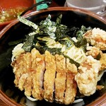 万世麺店 - ざる排骨麺（麺少なめ）＋鶏の唐揚げ