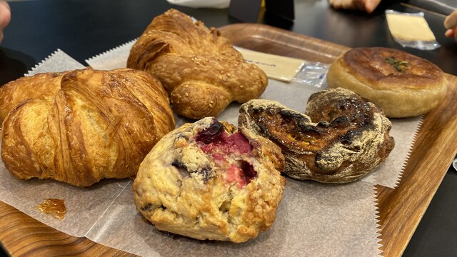 ザ シティベーカリー Tenjin The City Bakery 西鉄福岡 天神 パン 食べログ