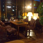 とわいらいと - 【2012年03月】シックな店内。