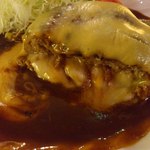 とわいらいと - 【2012年03月】チーズハンバーグ（チーズイン＆アウト）の断面♪