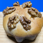 米粉パン トゥット - これも大好きなパンの一つの「くるみパン」♡