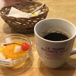 Gimmasa - ランチのコーヒーとデザート