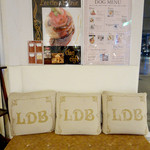 Les deux Bleue - 可愛らしいドッグ・メニュー