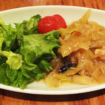 Les deux Bleue - タコとセロリのマリネ