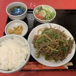 レストハウス・キング - 牛肉とピーマン炒めランチ【2020.2】