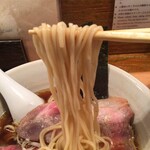 Homemade Ramen 麦苗 - 『上 醤油ラーメン』(1300円)の麺