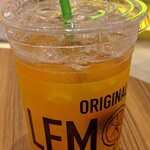 レモネード バイ レモニカ - ストロベリーソーダレモネード