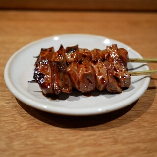 デートにぴったり 梅田でおすすめの焼き鳥をご紹介 食べログ