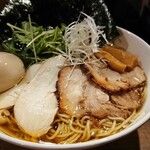 Jaja Uma - 淡麗鶏醤油ラーメン