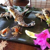 飴源 - ヤマメの塩焼きとスペシャリテの飴焼き