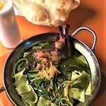 HALAL & VEGGIE Restaurant ポンテロッソ - トゥクパ・タンドリーチキン添え（冬バージョン）