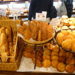 イスズベーカリー - 