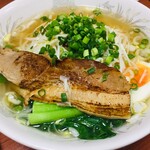 中国家庭料理 鉄人酒家 - 鉄人ラーメン 850円