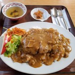 レストラン真珠 - カツカレー700円でこのボリューム