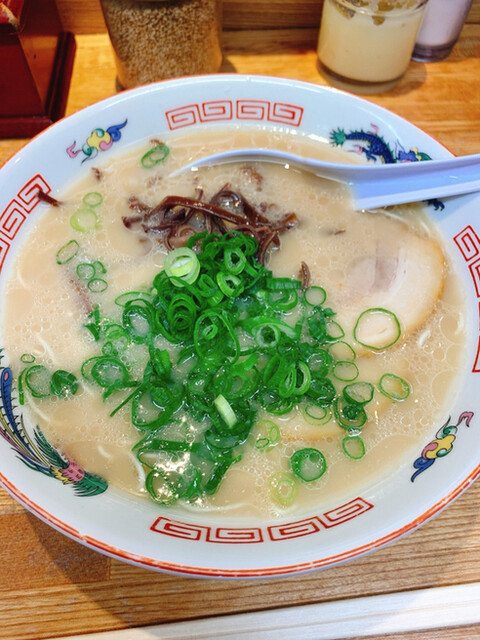 まるうまラーメンぷらっと博多no 1 博多 ラーメン 食べログ