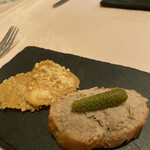 ル･ビストロ・ダ・コテ - チーズのチュイルとポークのリエット