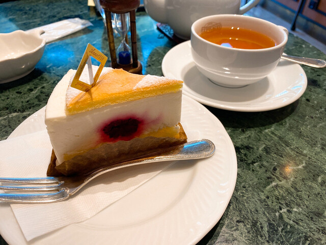 ジェルボー 東京本店 Gerbeaud 表参道 ケーキ 食べログ