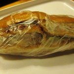 サンゴダール - メンチカツパン