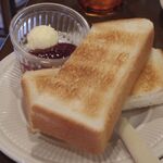 森の中の朝食とカフェの店　キャボットコーヴ - 