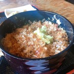 伊豆の佐太郎 - ミニわさび丼のわさびは、そこまでツンとせず食べやすいです。